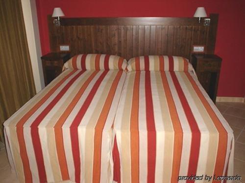 Hotel Rocio Villafranca de Córdoba Стая снимка