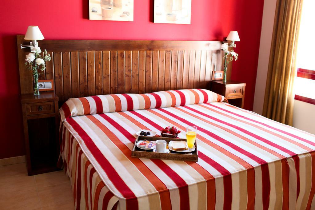 Hotel Rocio Villafranca de Córdoba Екстериор снимка